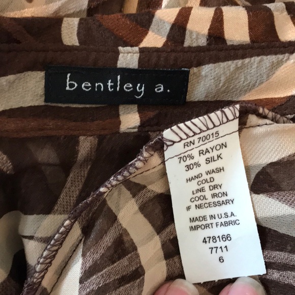 Bentley A. Spellbound Roni button down blouse - Picture 5 of 6
